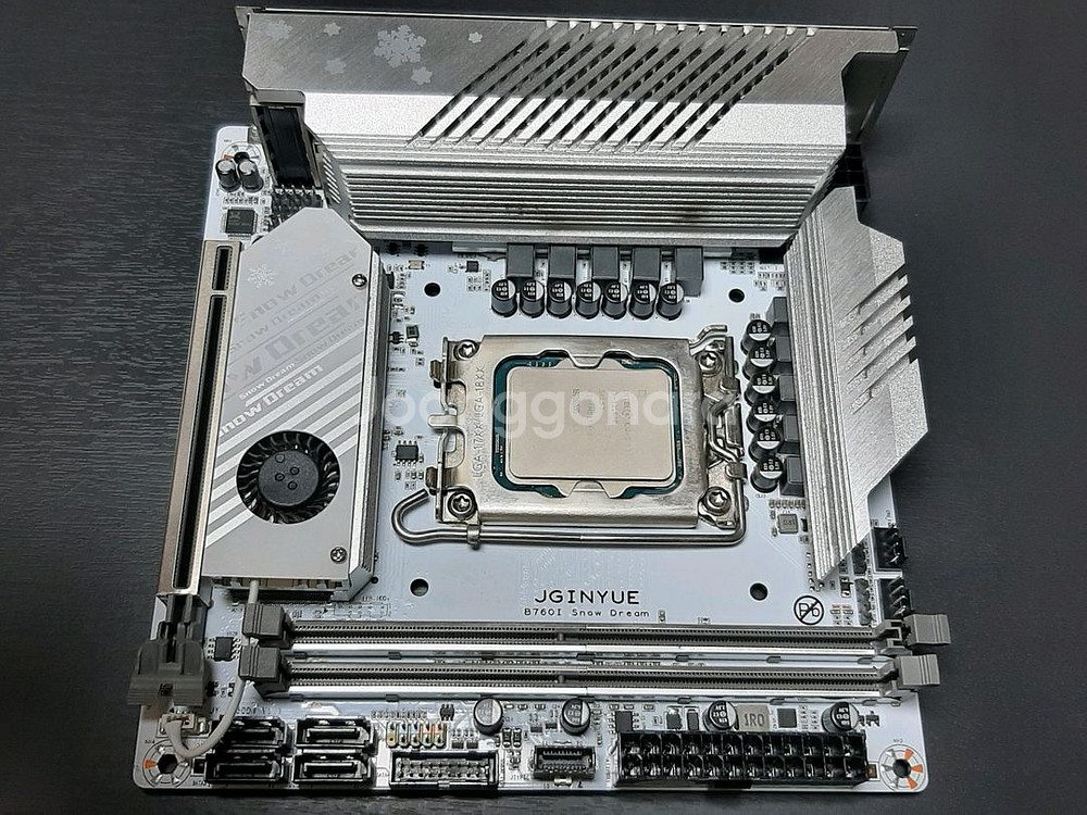 IntelCorei312100F+Snow Dream--1