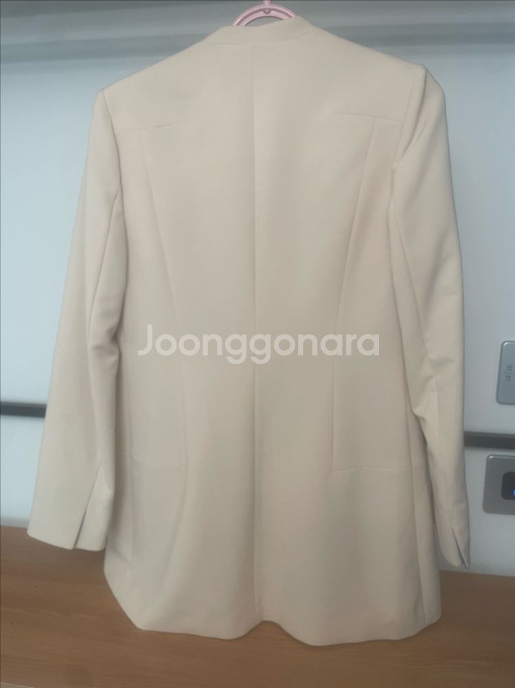 온앤온 라이트 베이지 자켓 66사이즈 롱자켓--4