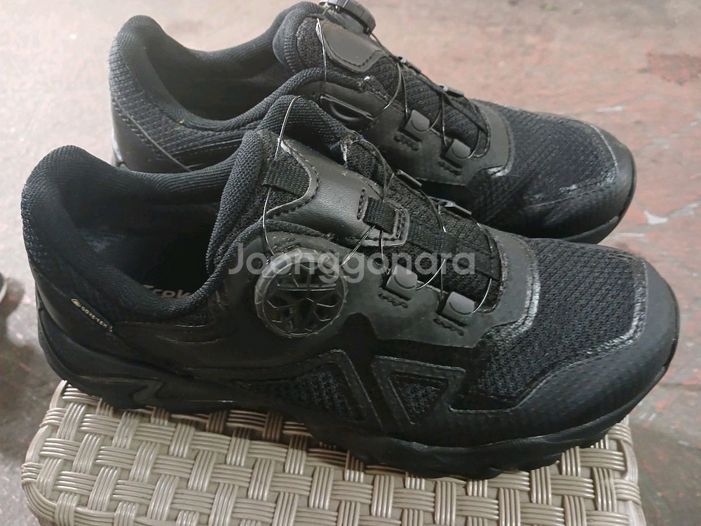 트렉스타 고어택스등산화 운동화 260--1