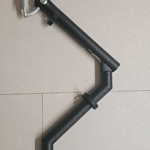 허먼밀러 FLO 모니터암 (베사 마운트, 테이블마운트 미포함)