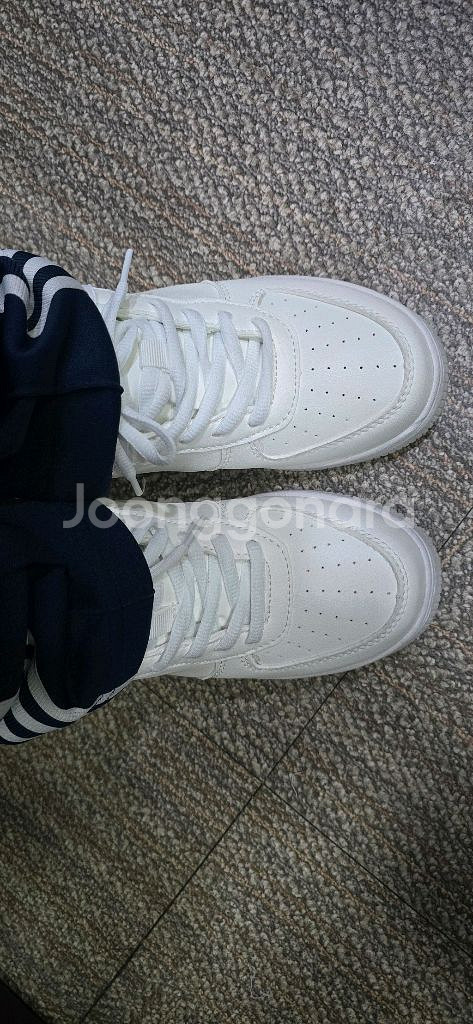 모닝글로리 운동화235 ㅡ1회착용 가벼움!--1