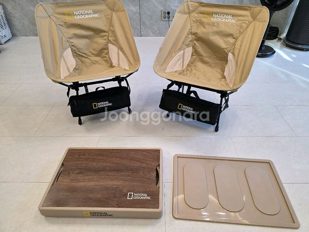 내셔널지오그래픽 캠핑의자 2개 + 폴딩박스--7