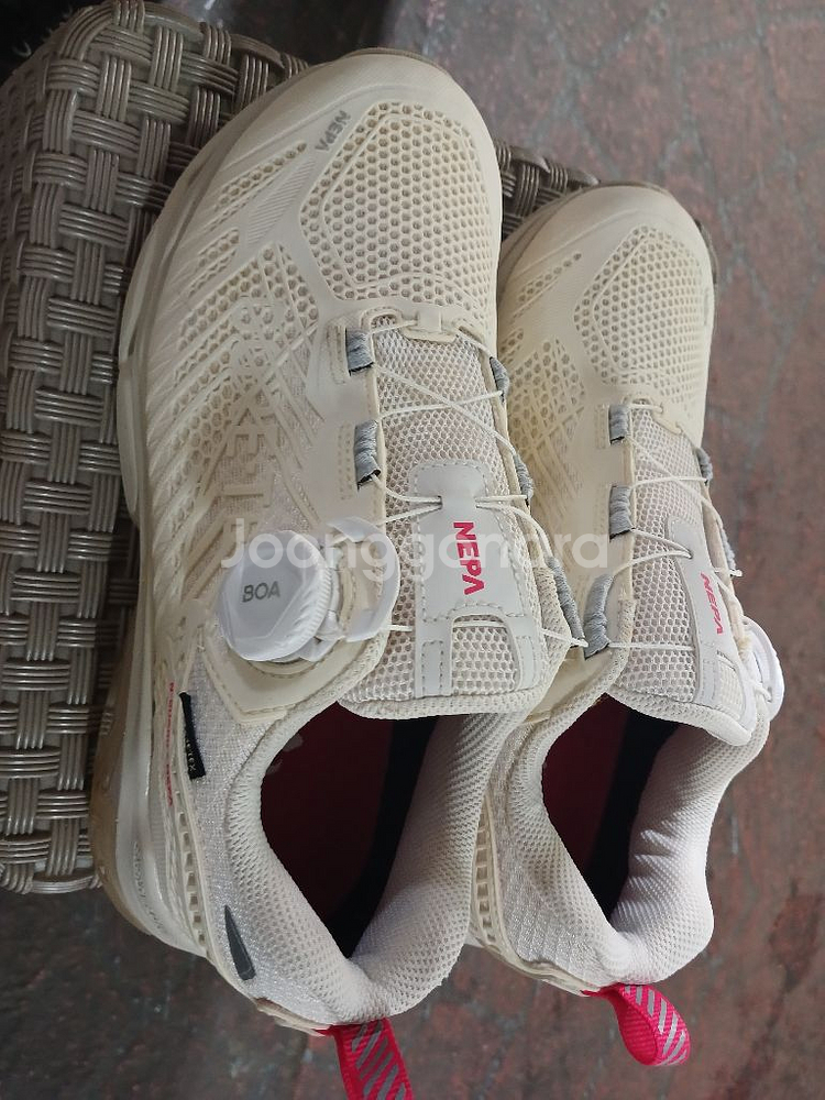 내파 고어택스 트레킹화 검 운동화 6.5 240--0