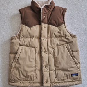 파타고니아 리버시블 베스트 비비 다운 조끼