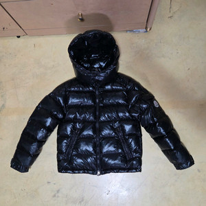 몽클레어 키즈 다운 패딩 8A