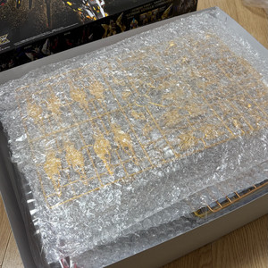 MGEX 스트라이크 프리덤 + 델피데칼