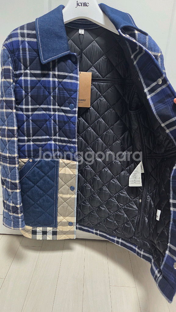 버버리 던스비 패치워크 여성용 퀄팅쟈켓 S 사이즈 새제품(66사이즈)--1