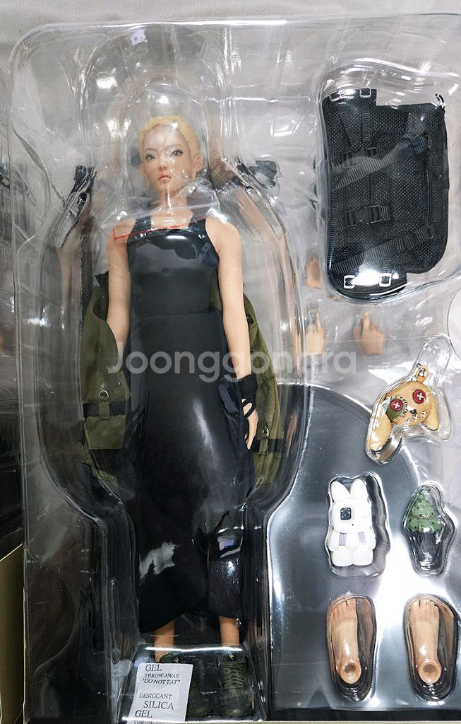 시티걸 무 피규어--5