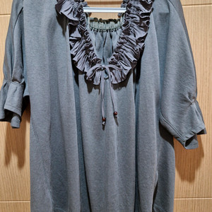 지컷 블라우스 판매합니다