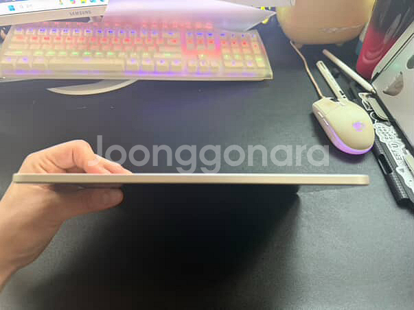 아이패드 에어 5세대 64GB 와이파이 판매합니다--1