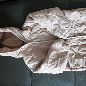 뉴발란스 키즈 깔깔이 후드 사이즈 120