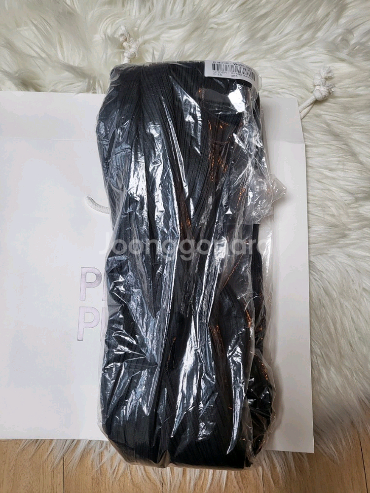 이세이미야케 플리츠플리즈 바지 3월 먼슬리 팬츠 챠콜 3사이즈--7