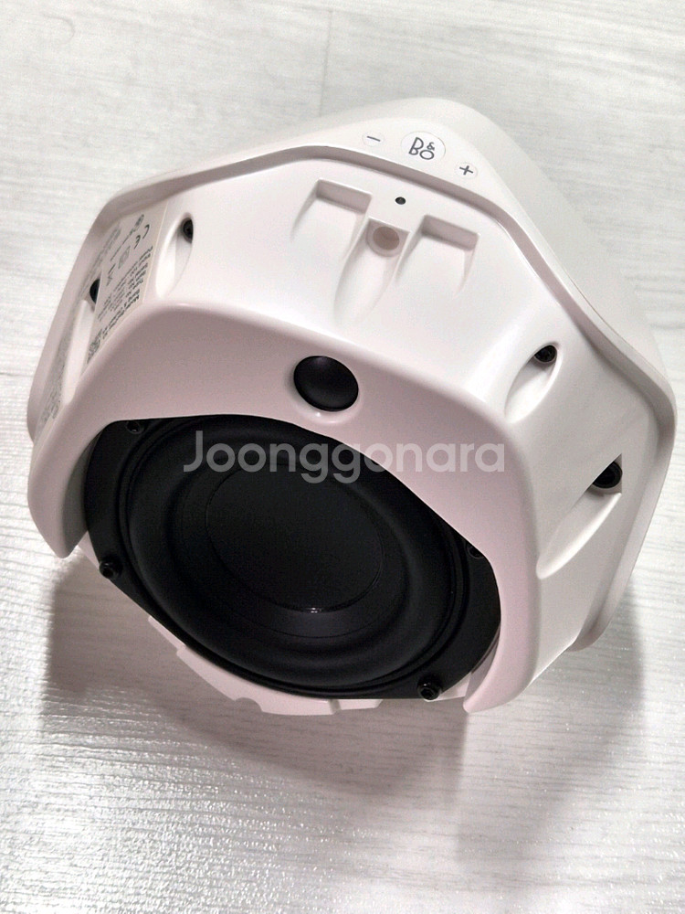 뱅앤올룹슨 베오플레이 s3 화이트 b&o beoplay s3 판매합니다.--6