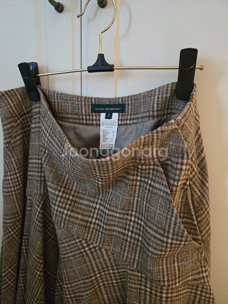 코스모폴리탄줄라이 체크 스커트 3 숏기장--1