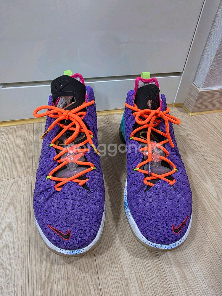나이키 르브론 18 싸이킥 퍼플 275--1