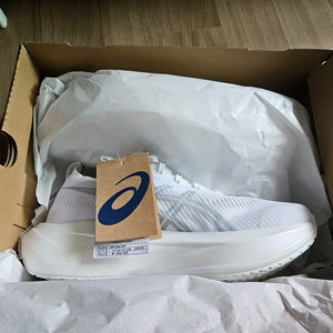 아식스 메가블라스트 러닝화 265