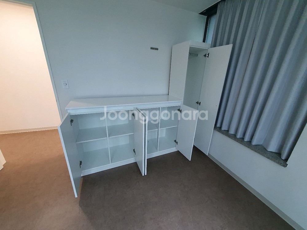 화이트 수납장 옷장 세트--2