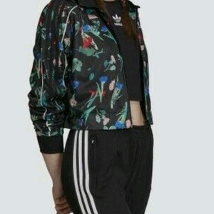 새옷 아디다스 벨리스트 플로럴 크롭 져지 트랙 재킷 자켓 66