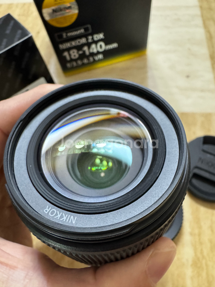 니콘 18-140mm 렌즈--1