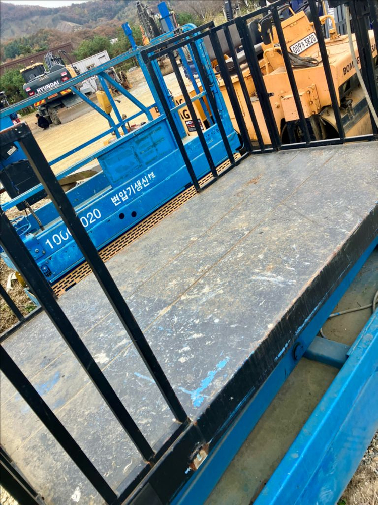 미국 업라이트 대형 고소작업대 리프트 렌탈--2