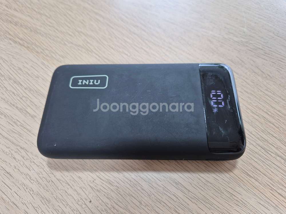 벨킨 대용량 보조배터리 20000mAh 및 여러 보조배터리 판매합니다.--1