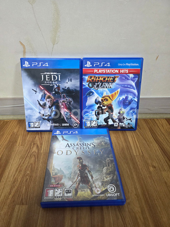 ps4게임타이틀 스타워즈 , 라쳇앤클랭크 , 어쎄신크리드 팝니다--0