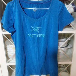 아크테릭스 티셔츠