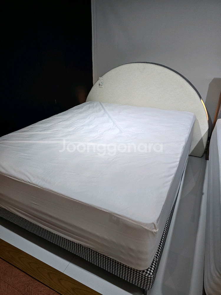 기능성 원단의 예쁜 침대 프레임 SS--0