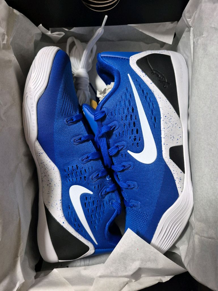 나이키 코비9 새제품 255 농구화--4