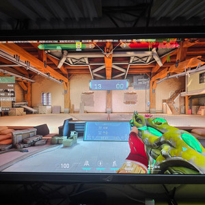 아수스 ASUS 게이밍 모니터 24인치 XG248QSG 610hz 모니터 팝니다