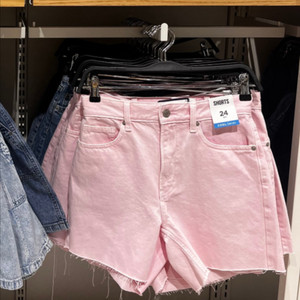 핑크 데님 반바지