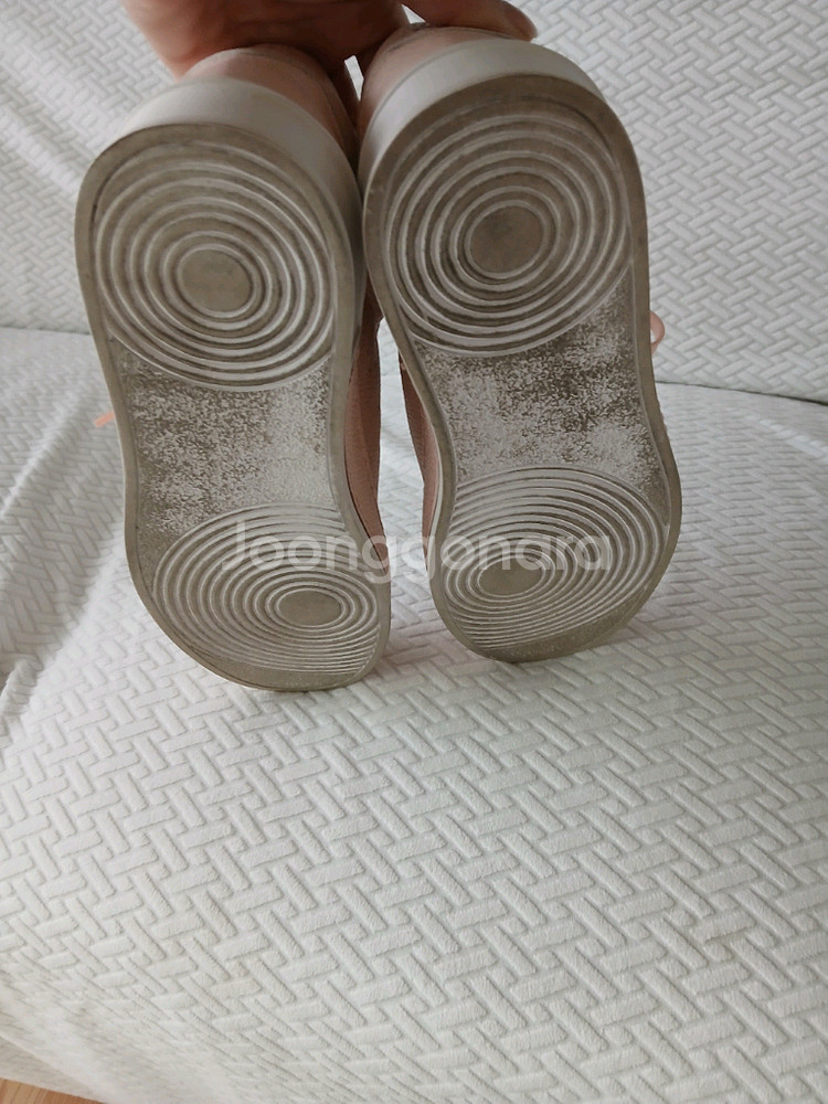 슈콤마비 스니커즈265(260추천)25000원 상태최상--2