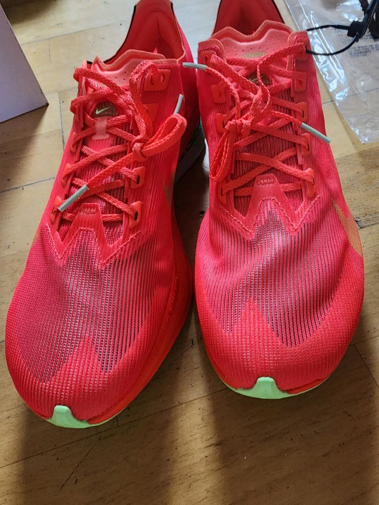 나이키 베이퍼플라이 넥스트 4 이미지