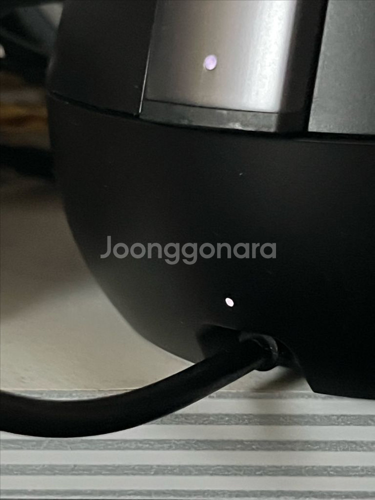 벨킨 독킷 오토트래킹 스탠드 프로 MMA008--9