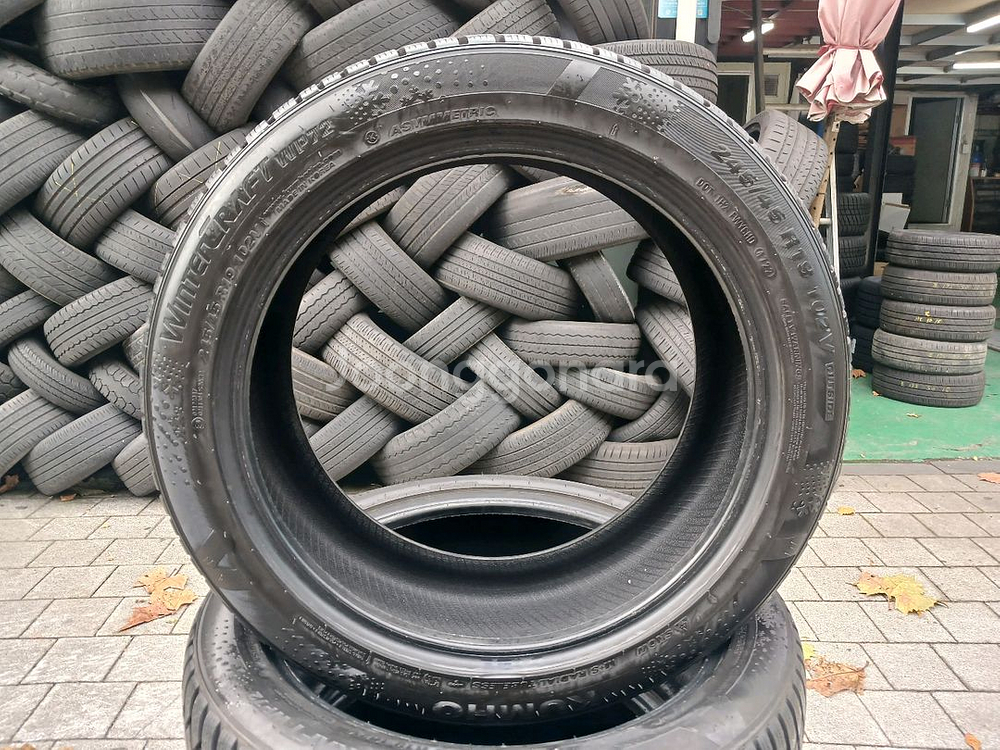 245 45 19/275 40 19 금호타이어 (윈터타이어) 한대분 팝니다 (임판급타이어)--0