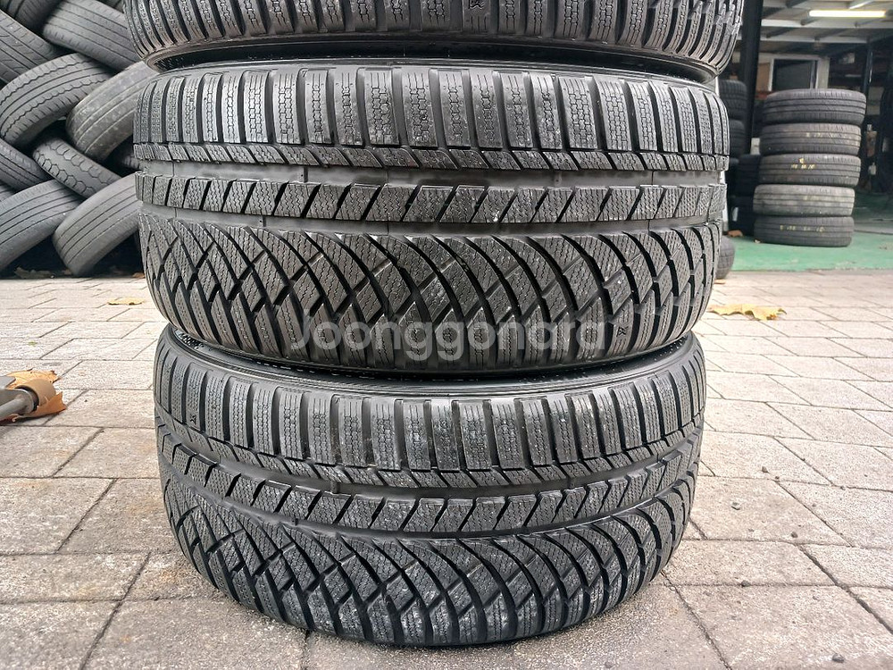 245 45 19/275 40 19 금호타이어 (윈터타이어) 한대분 팝니다 (임판급타이어)--3