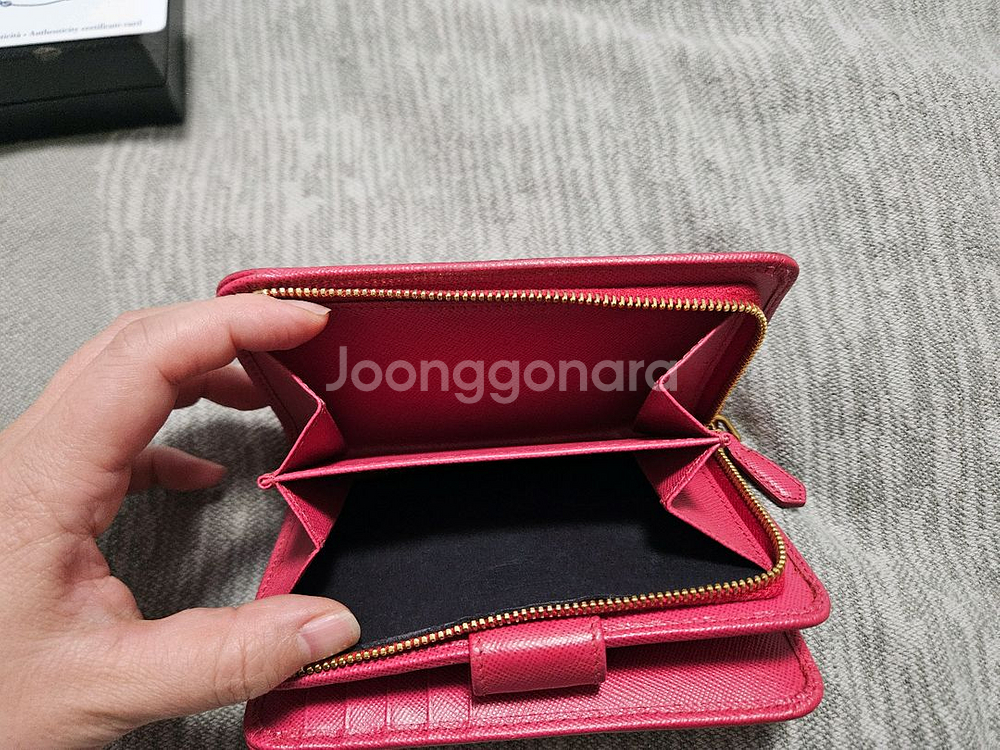 프라다 사피아노 반지갑--7