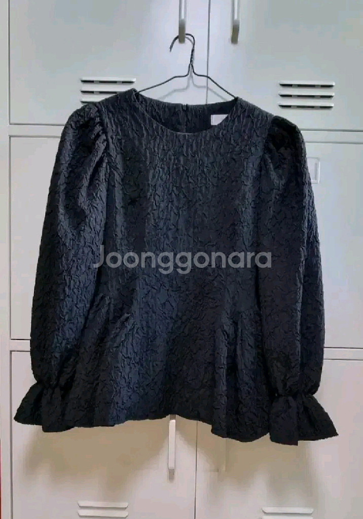 나나수 링클세실 블라우스 - 블랙 프리--8