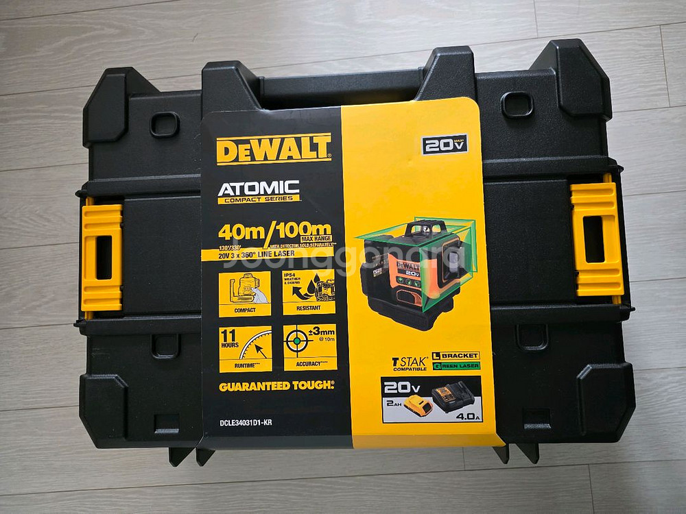 디월트 ATOMIC 그린라인 레이저 라인레벨기 DCLE34031D1-KR--0