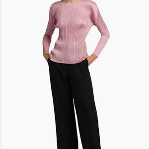 플리츠플리즈 롱슬리브 니트