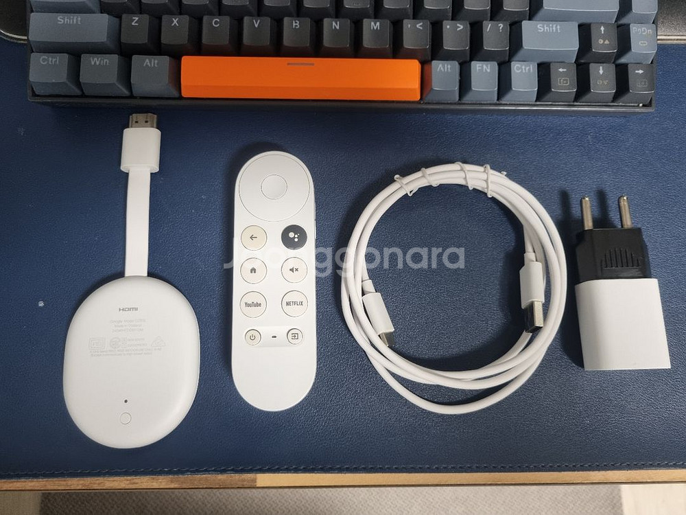 구글 크롬캐스트 4세대 4k팝니다--0