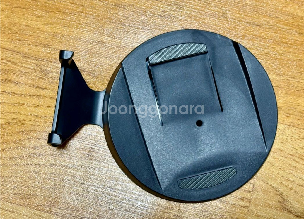 PS5 디스크 에디션. 구성품 다 있어요--3