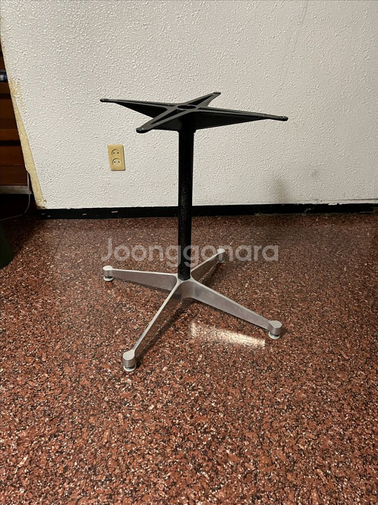 허먼밀러 임스 테이블 컨트랙트 베이스--0