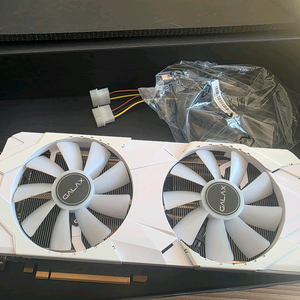 GALAX RTX2060 SUPER 화이트 그래픽카드