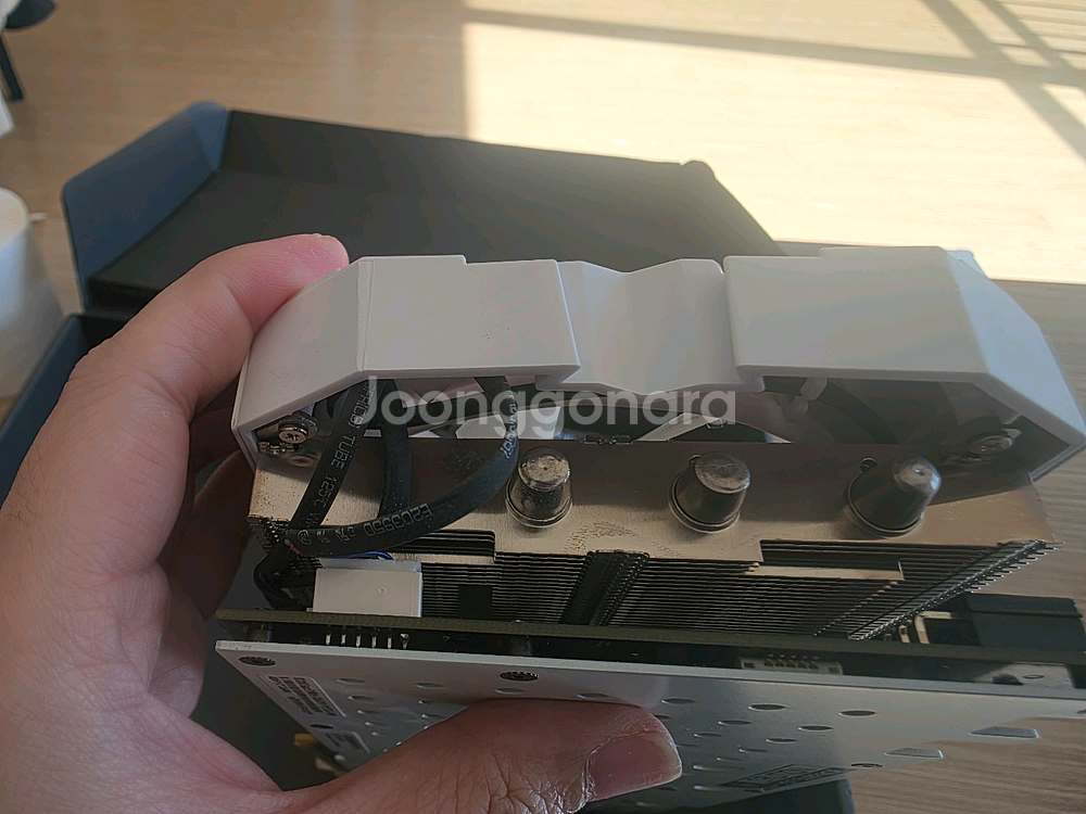 GALAX RTX2060 SUPER 화이트 그래픽카드--5