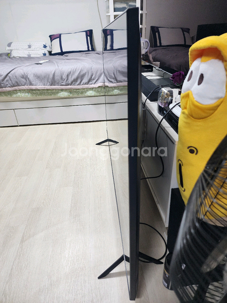 삼성 65인치 UHD 4K 티비 팝니다(21년식/4K영상지원/에너지소비효율1등급)--5