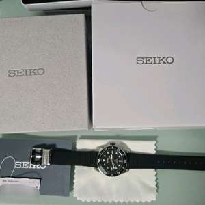 세이코 남성 시계 SNE573P1 모델 판매합니다