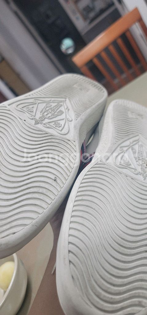 극희소! 구찌(GUCCI) 에이스(Ace) 플레임(불꽃) 스니커즈 - 한정판 레어템!흰색 구찌가 아니라 아이보리라--6