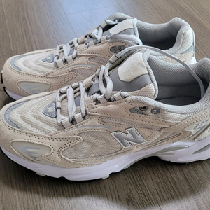 뉴발란스 725 운동화 235
