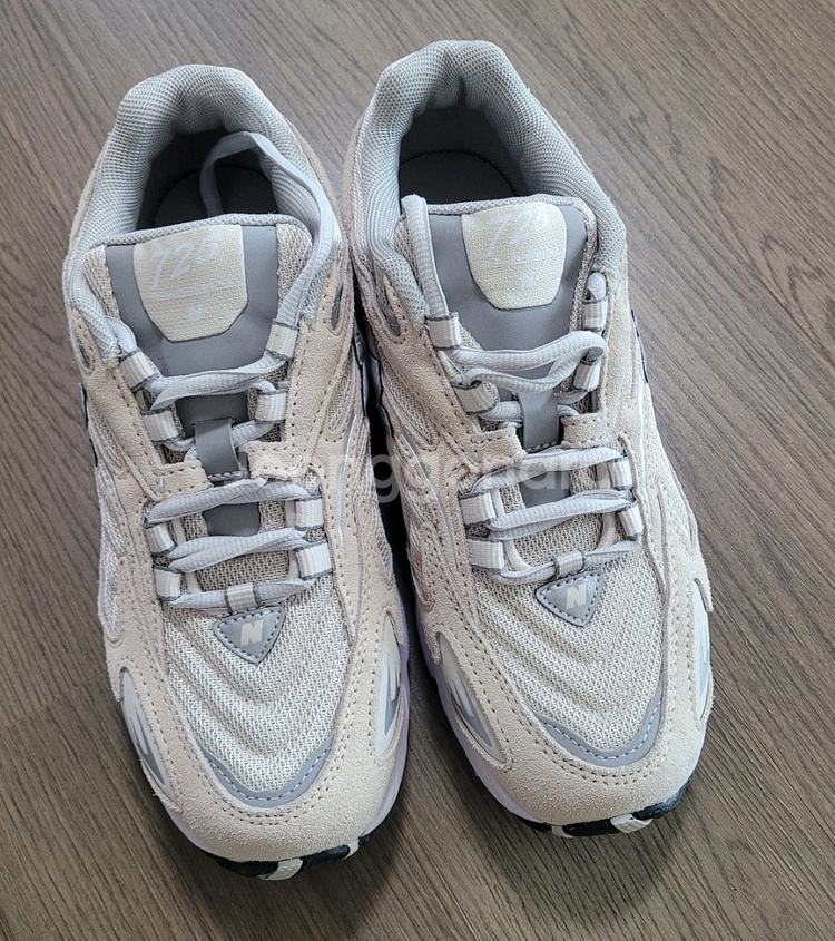 뉴발란스 725 운동화 235--3